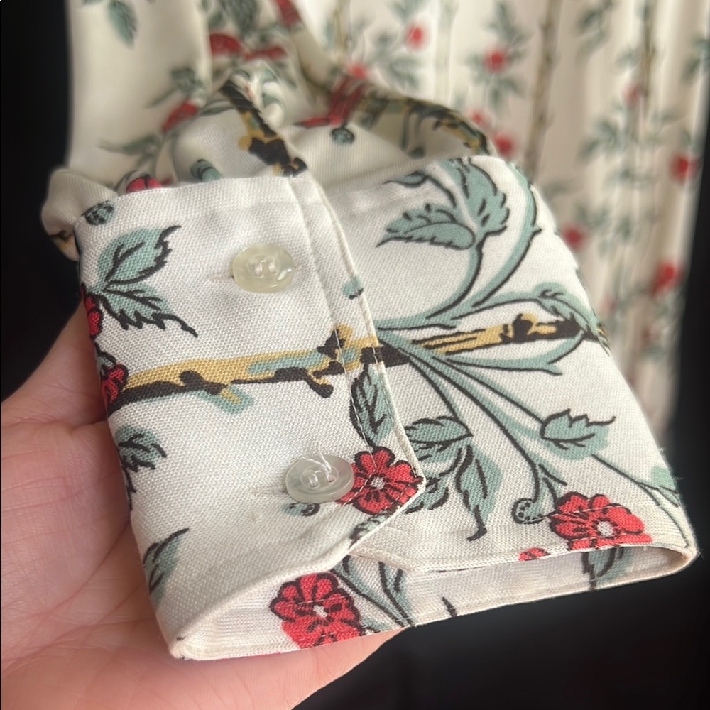 White and Red Casual Button Down Shirt with Floral Pattern - Picture 8 of 8